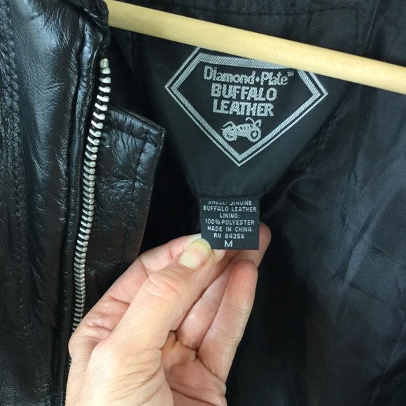 Vintage Buffalo Leather Eagle Patch biker jacket - Picture 5 of 16